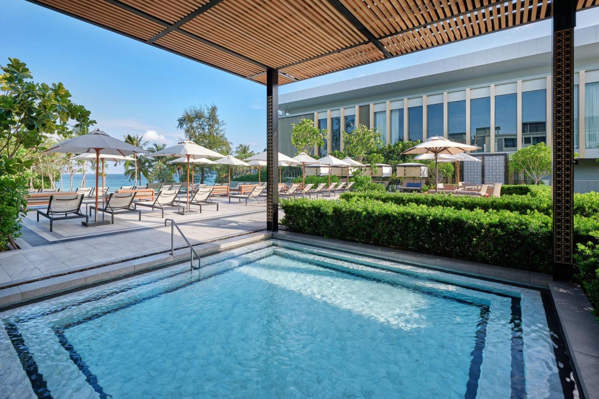 Four Points By Sheraton Phuket Patong Beach Resort المظهر الخارجي الصورة