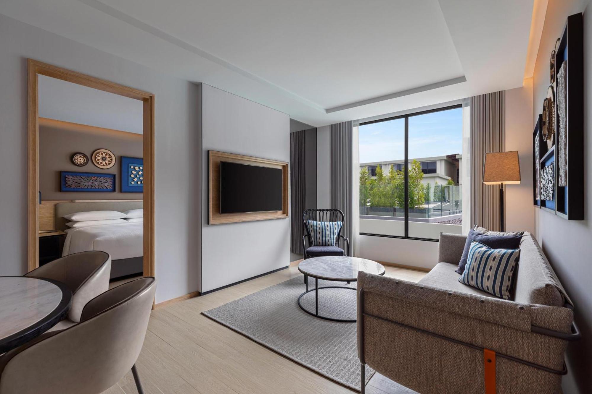 Four Points By Sheraton Phuket Patong Beach Resort المظهر الخارجي الصورة