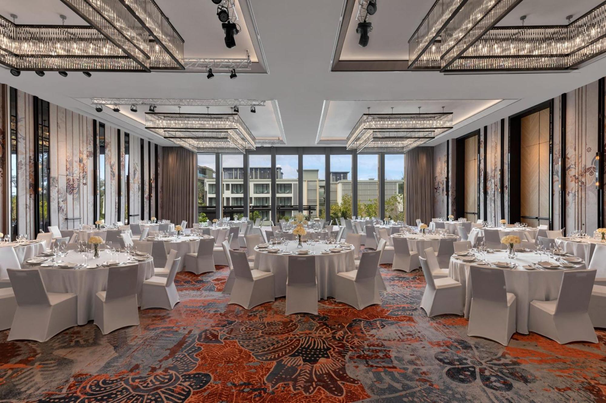 Four Points By Sheraton Phuket Patong Beach Resort المظهر الخارجي الصورة